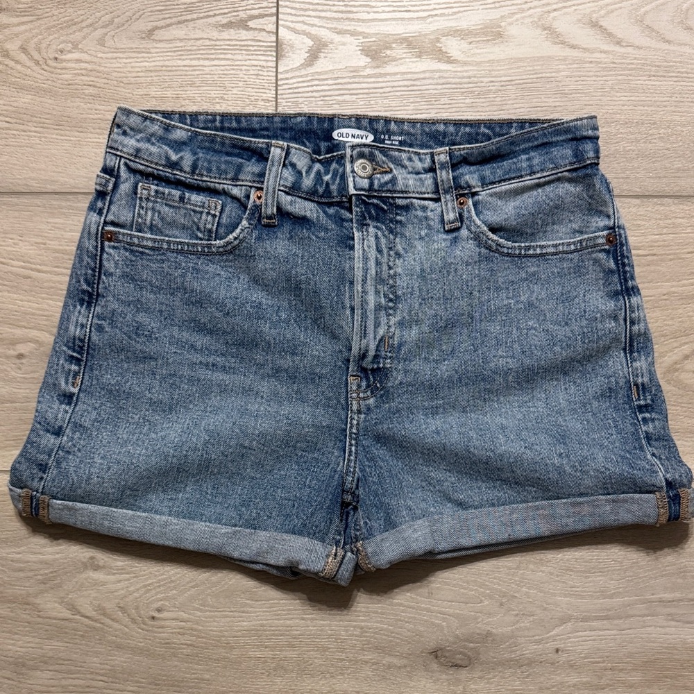 Old Navy Women's Light Blue Jean Shorts Size 10